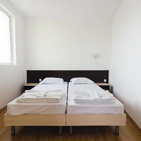 Otel Plovdiv 2*